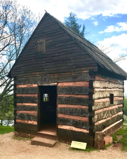 Enslaved servants quarters at Monticello